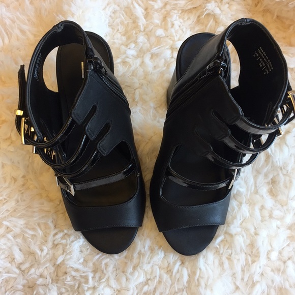 Block Heels - Picture 3 of 5